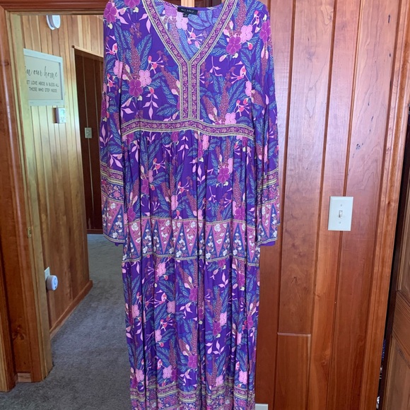 Boutique Long Sleeve Boho Maxi Dress - Picture 1 of 5
